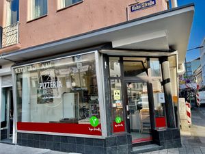 outside  at Pizzeria Bellini in Duisburg