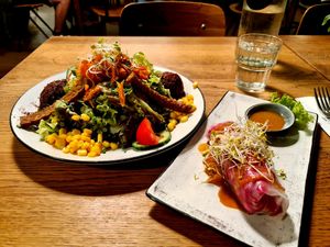 Falafel Salad & Summer Roll at SIGGIS v/gan dine & co. in Munich
