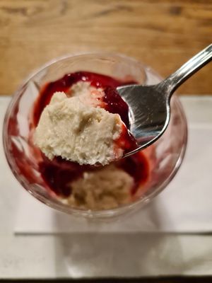 White Chocolate Mousse 🥺 at SIGGIS v/gan dine & co. in Munich