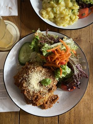   at SIGGIS v/gan dine & co. in Munich