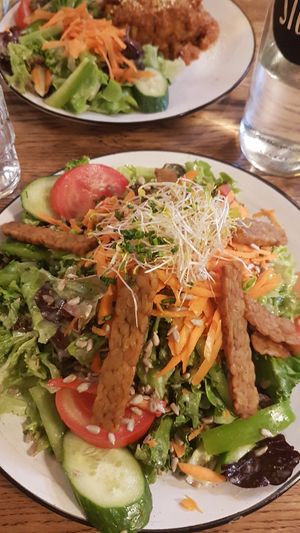 Insalata mista con tempeh at SIGGIS v/gan dine & co. in Munich