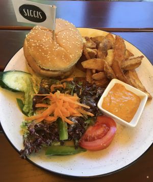 Beyond meat burger  at SIGGIS v/gan dine & co. in Munich