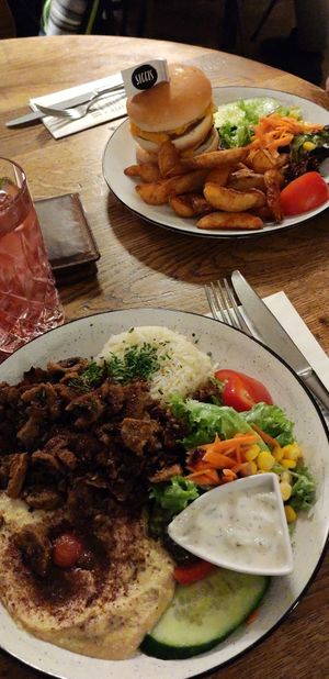   at SIGGIS v/gan dine & co. in Munich