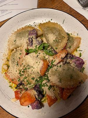 Schlutzkrapfen  at SIGGIS v/gan dine & co. in Munich