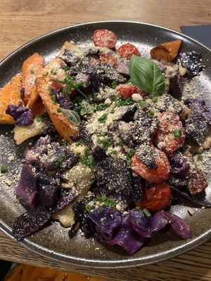 Ravioli was so delicious and so fresh!  at SIGGIS v/gan dine & co. in Munich