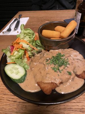 Vegan Jägerschnitzel. Absolutely delicious   at SIGGIS v/gan dine & co. in Munich