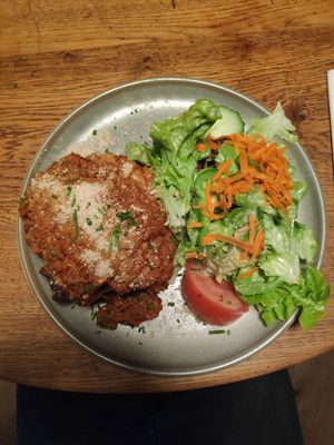  at SIGGIS v/gan dine & co. in Munich