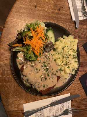 The Crispy with potato salad  at SIGGIS v/gan dine & co. in Munich