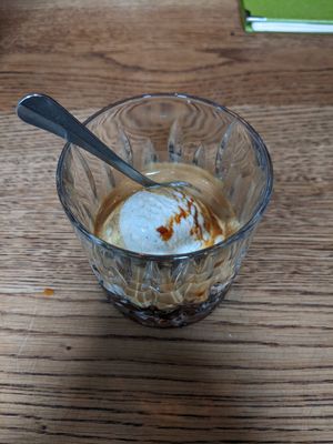 Espresso with vanilla ice cream at SIGGIS v/gan dine & co. in Munich