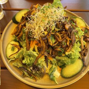   at SIGGIS v/gan dine & co. in Munich