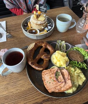   at SIGGIS v/gan dine & co. in Munich