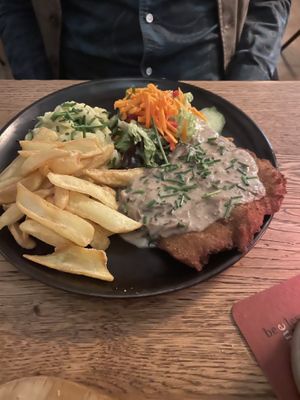 The vegan schnitzel   at SIGGIS v/gan dine & co. in Munich