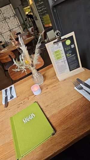  at SIGGIS v/gan dine & co. in Munich