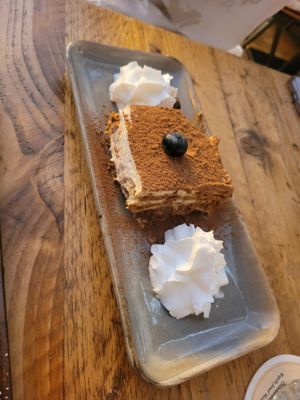  at SIGGIS v/gan dine & co. in Munich