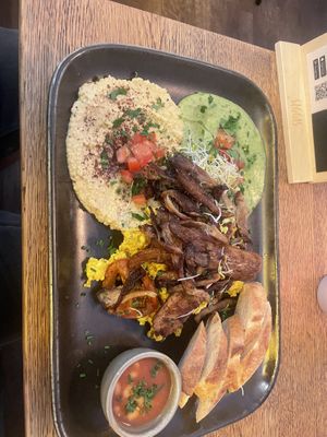   at SIGGIS v/gan dine & co. in Munich