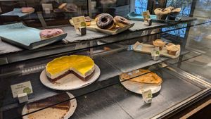 Desserts! (All vegan) at SIGGIS v/gan dine & co. in Munich