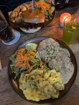   at SIGGIS v/gan dine & co. in Munich