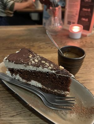   at SIGGIS v/gan dine & co. in Munich