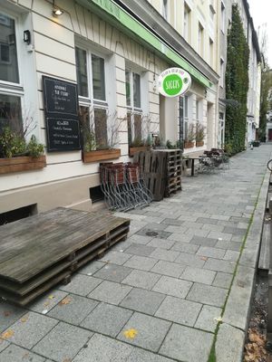  at SIGGIS v/gan dine & co. in Munich