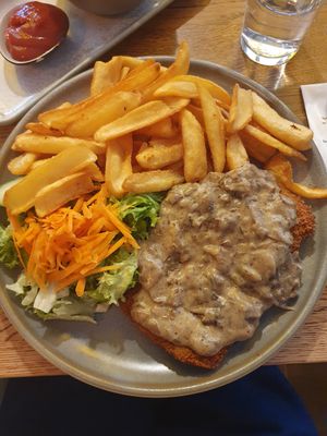 Schnitzel at SIGGIS v/gan dine & co. in Munich
