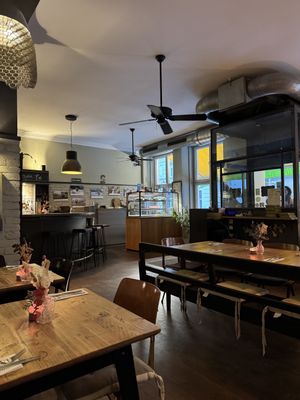   at SIGGIS v/gan dine & co. in Munich