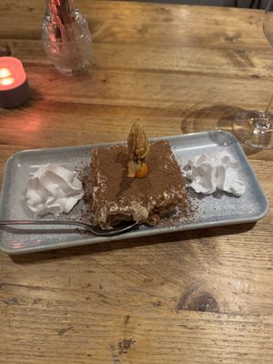 Tiramisu 🤤   at SIGGIS v/gan dine & co. in Munich