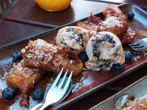 Fried banana at SIGGIS v/gan dine & co. in Munich