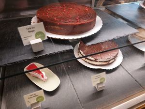 Cake at SIGGIS v/gan dine & co. in Munich