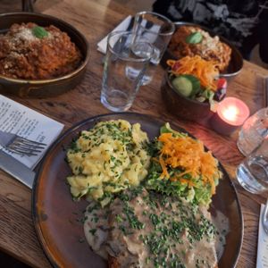  at SIGGIS v/gan dine & co. in Munich