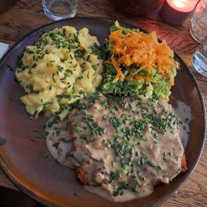  at SIGGIS v/gan dine & co. in Munich