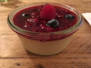 Bavarian Cream - more like Creme Brulle at SIGGIS v/gan dine & co. in Munich