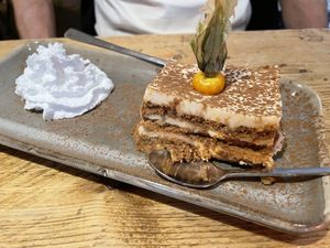   at SIGGIS v/gan dine & co. in Munich