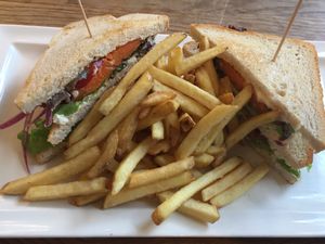 Special (Oyster Mushrooms and Sweet Potato Club Sandwich)  at SIGGIS v/gan dine & co. in Munich