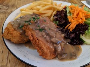 Schnitzel at SIGGIS v/gan dine & co. in Munich