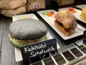 burger at SIGGIS v/gan dine & co. in Munich