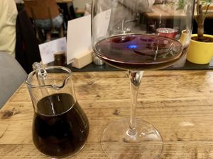 red wine at SIGGIS v/gan dine & co. in Munich