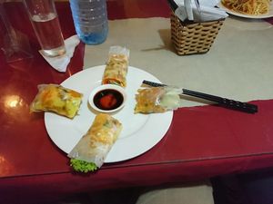 Vietnamese pancakes - Bành Xèo at Nocturnal Artist in Hoi An