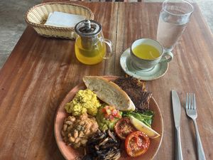 Big breakfast   at SHAKA - Bohol in Panglao