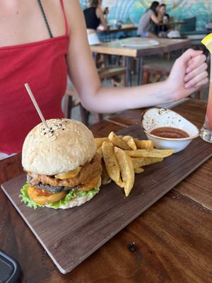 Wak Wak Bruger - 6.5/10  at SHAKA - Bohol in Panglao