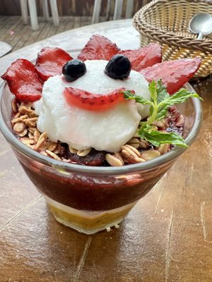 Happy food happy team here   at SHAKA - Bohol in Panglao