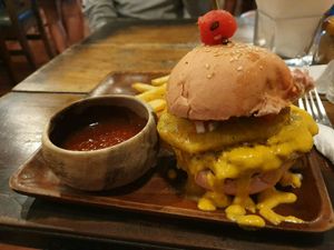 Burger at SHAKA - Bohol in Panglao