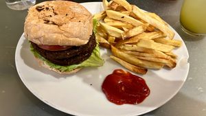Hamburguesa doble hongos at Loving Hut - Palermo in Buenos Aires