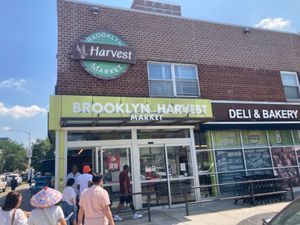 Front at Brooklyn Harvest Market in Brooklyn