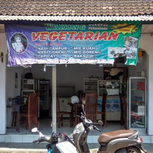  at Mukunda Purandara Vegetarian in Mengwi