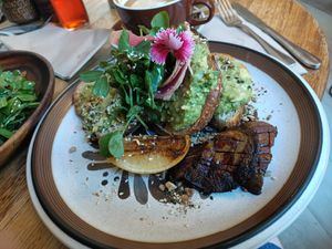 Avo on sourdough at Folk in Byron Bay