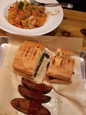 Bahm mi to die for at Grains  in San Diego