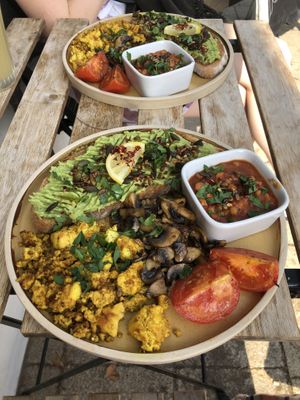 Flavour-packed 'Full English’ at The Longhouse Cafe in Brighton