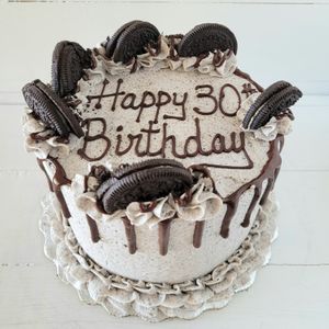 Cookies and cream cake at Positively Frosted in Scottsdale