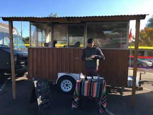 Mi Vegana Madre food truck at Mi Vegana Madre in Glendale