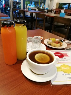 drinks at Medifoods Lifestyle Cafe in Petaling Jaya